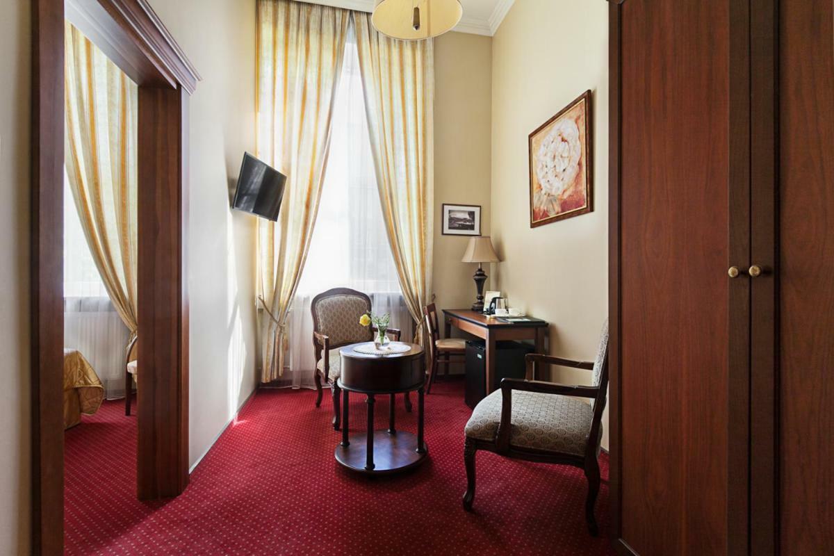Hotel Conviva Panevėžys Exteriér fotografie